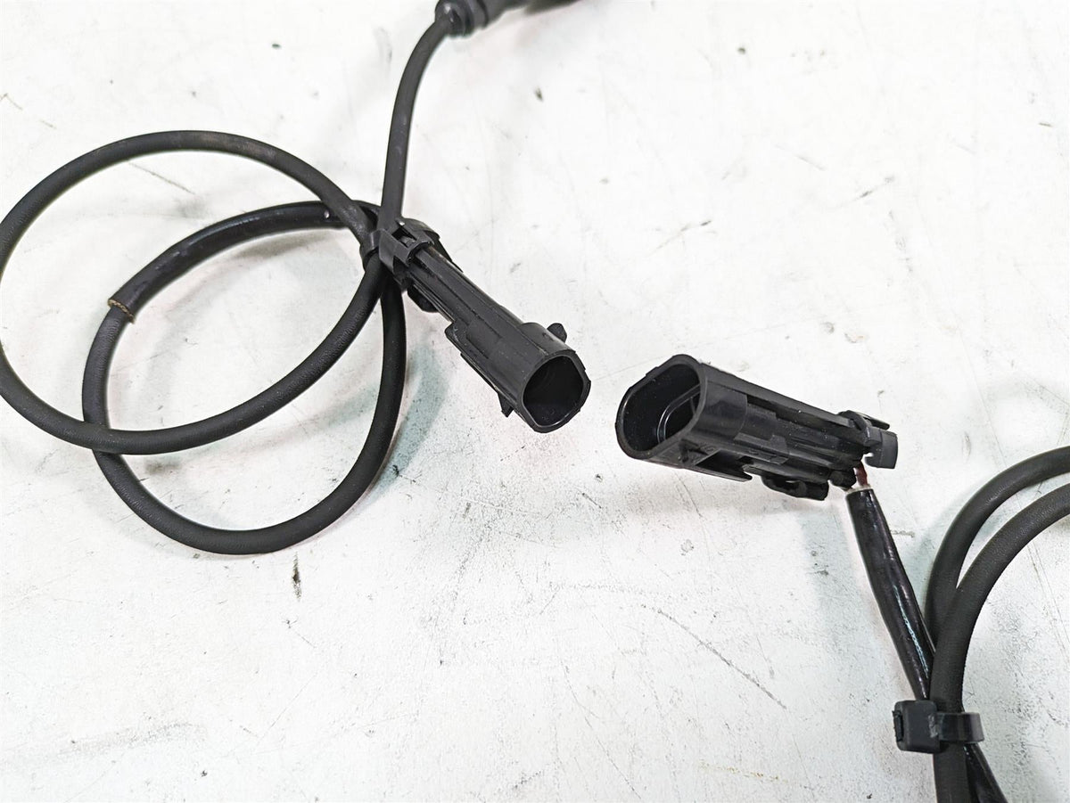 2010 Harley Touring FLHTCU Electra Glide Abs Brake Wheel Sensor Set 40614-08 {{ shop.shopifyCountryName }} - Mototech271