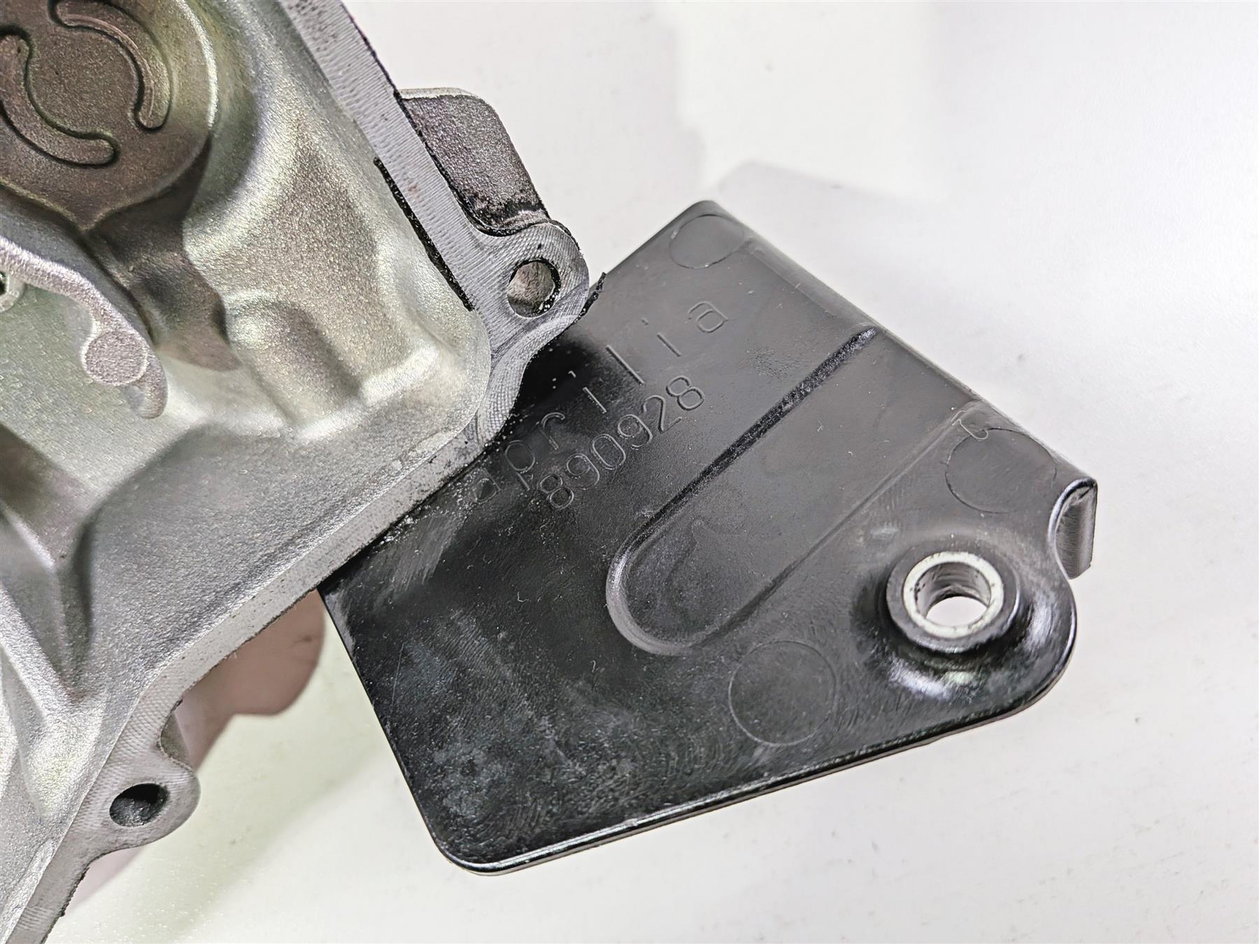 2014 Aprilia RSV4 RR Factory Engine Bottom Cover Oil Pan 899754 {{ shop.shopifyCountryName }} - Mototech271