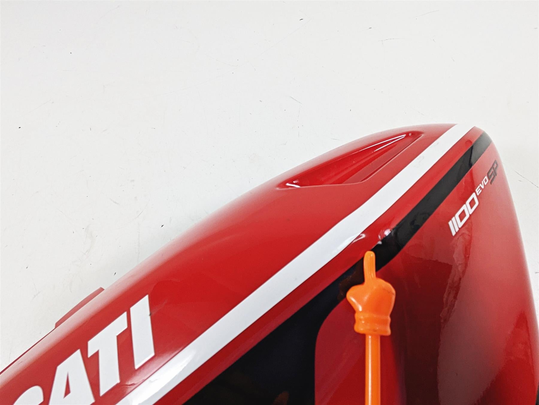 2011 Ducati Hypermotard 1100 Evo SP Oem Right Tank Fairing Cover Set 48012501A {{ shop.shopifyCountryName }} - Mototech271