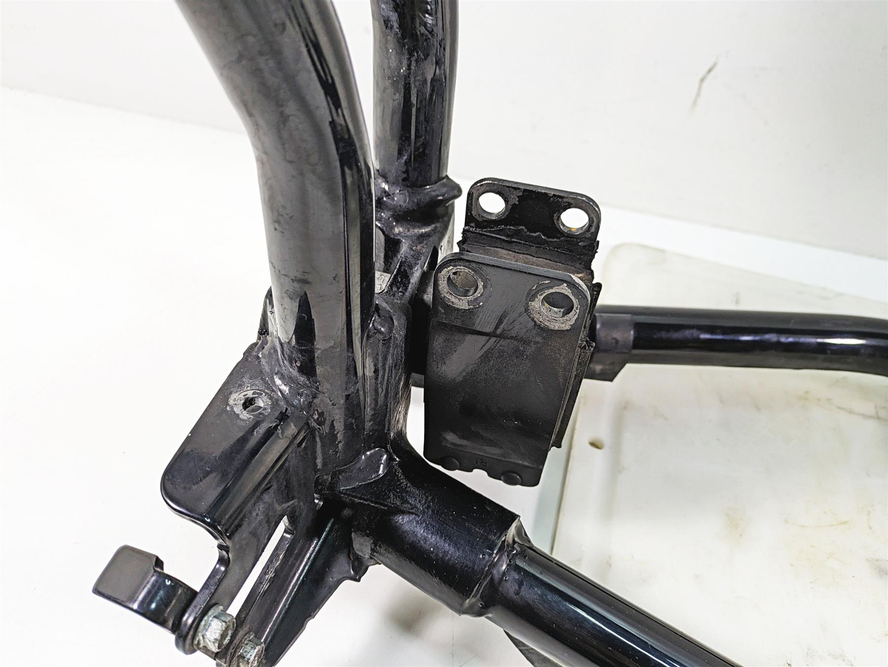 2012 Harley FLD Dyna Switchback Straight Main Frame Chassis With Clean Texas Title 47745-06B {{ shop.shopifyCountryName }} - Mototech271