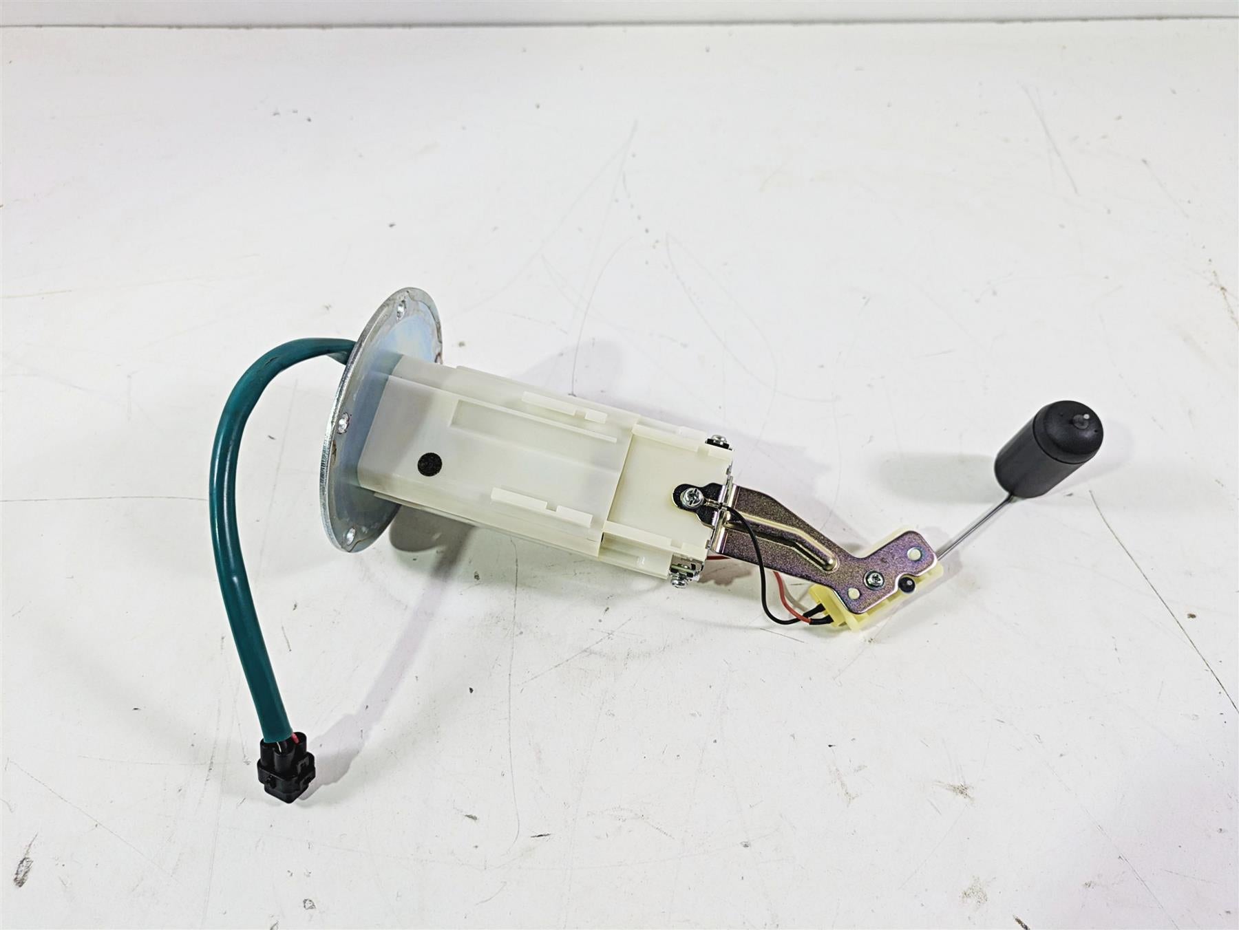 2024 Kawasaki ZX6R ZX636 Ninja Nice Fuel Gas Pump - 40 Miles Only 49040-0779 | Mototech271
