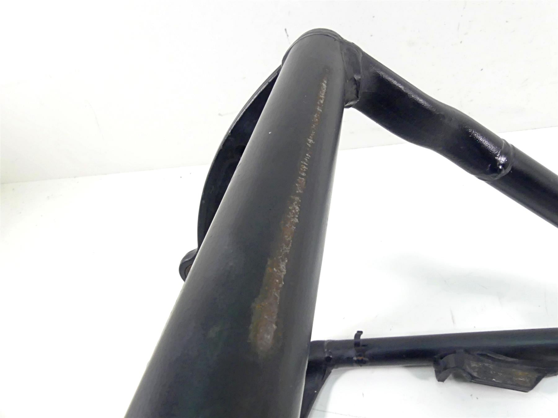 2011 Harley Softail FXS Blackline Rear Swingarm Swing Arm + Guards 47573-11BYM {{ shop.shopifyCountryName }} - Mototech271