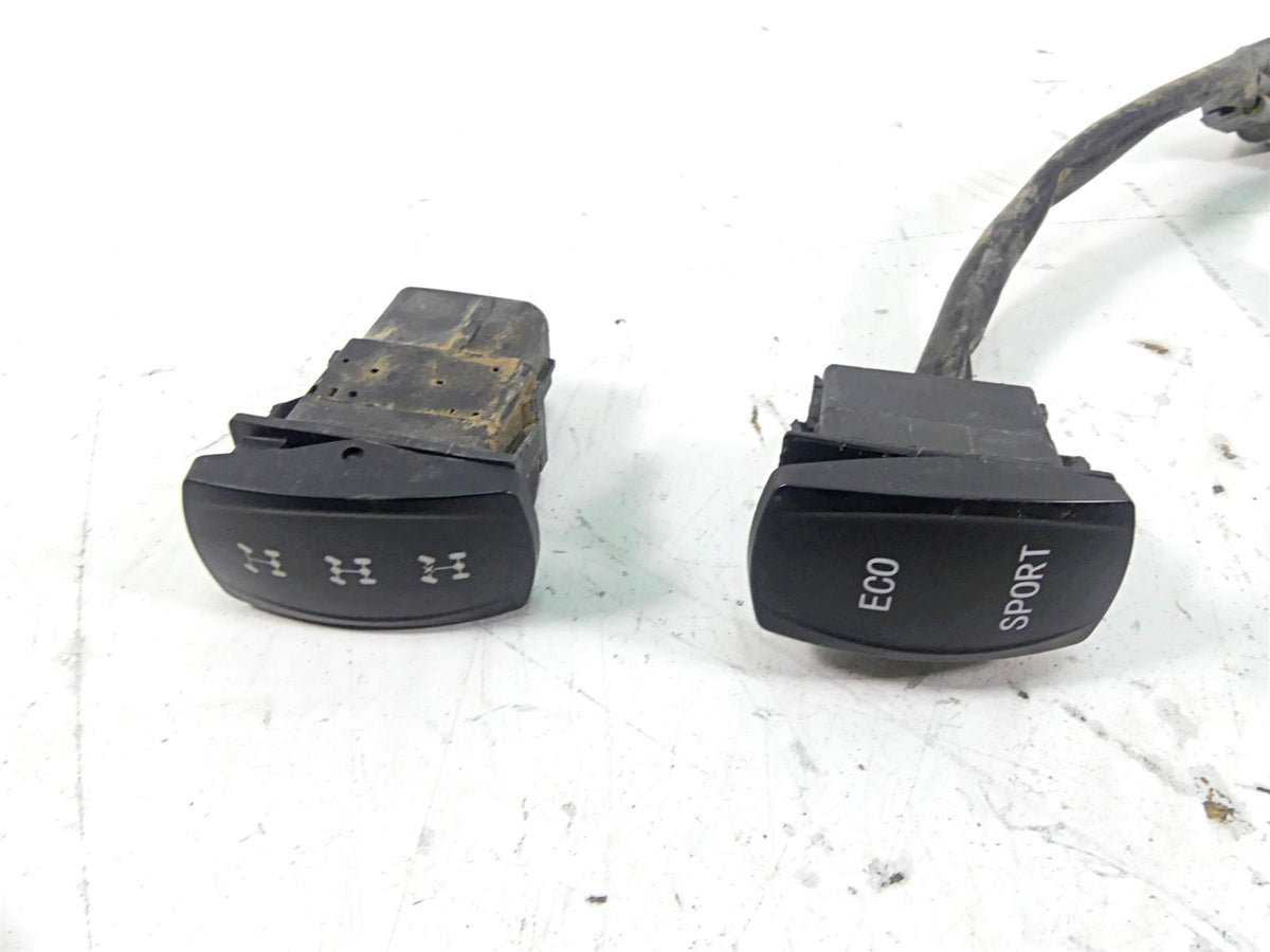 2021 CFMoto Zforce 950 Sport Light Horn Eco Sport Switch Set 5HY0-151700-10000 {{ shop.shopifyCountryName }} - Mototech271