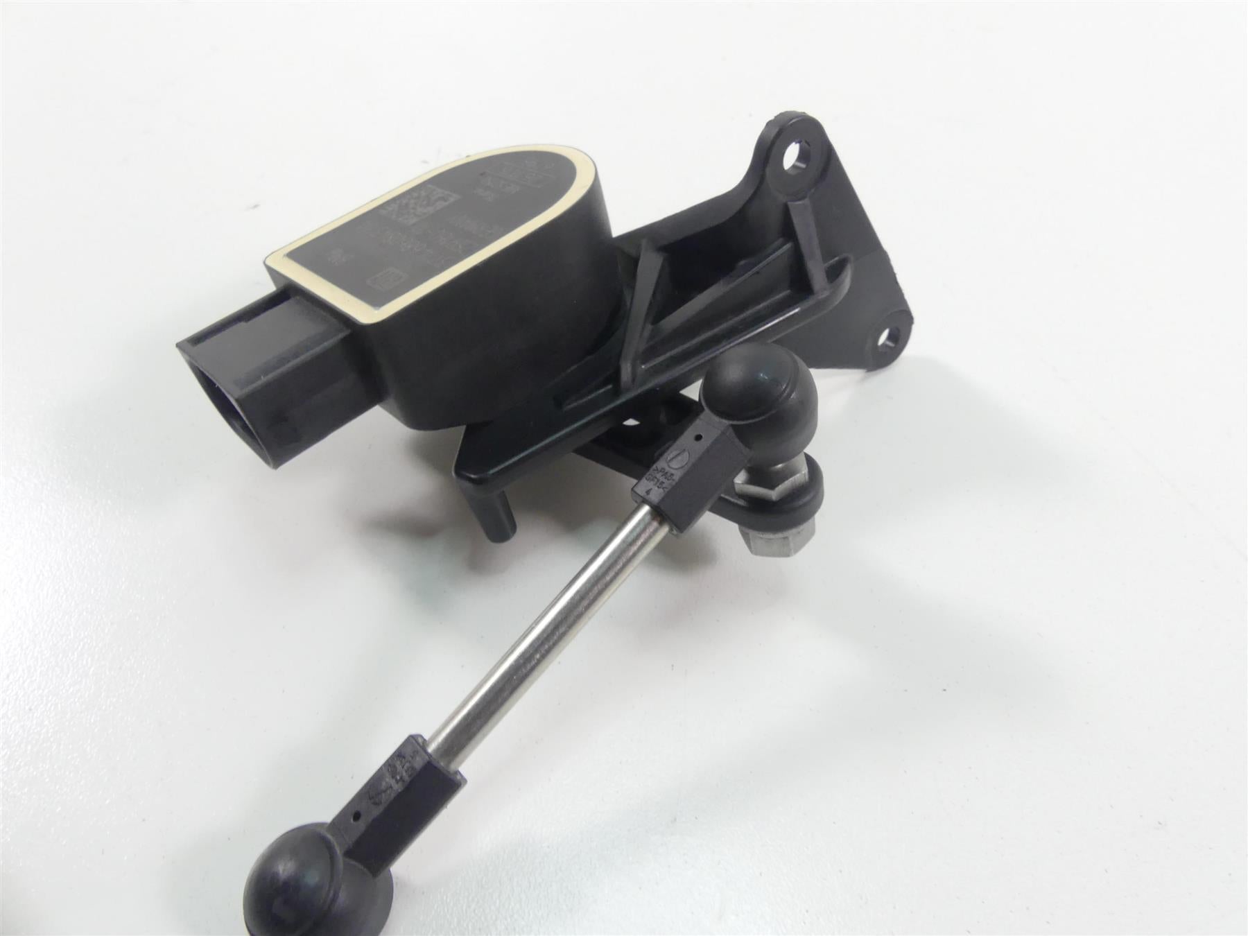 2016 BMW S1000XR K49 Rear Suspension Level Sensor 37146860843 {{ shop.shopifyCountryName }} - Mototech271