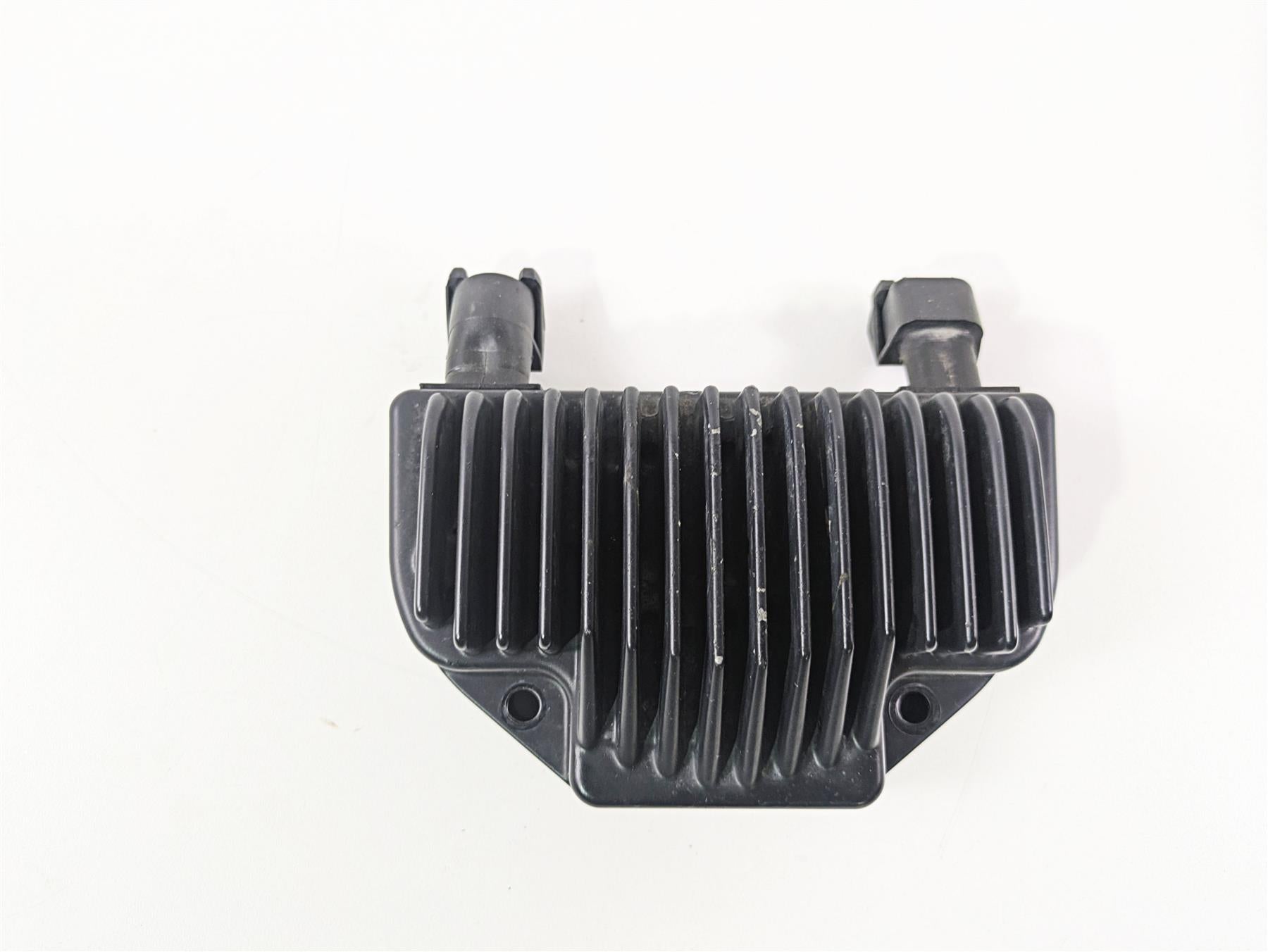 2009 Harley FXDC Dyna Super Glide Rectifier Voltage Regulator 74631-08A {{ shop.shopifyCountryName }} - Mototech271