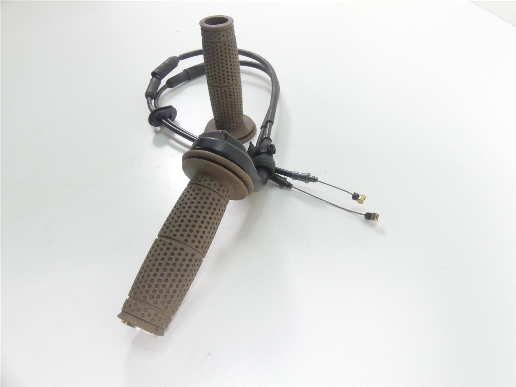 2004 Ducati 999 SBK Throttle Cable Steering Handlebar Grip Set 65420161A {{ shop.shopifyCountryName }} - Mototech271