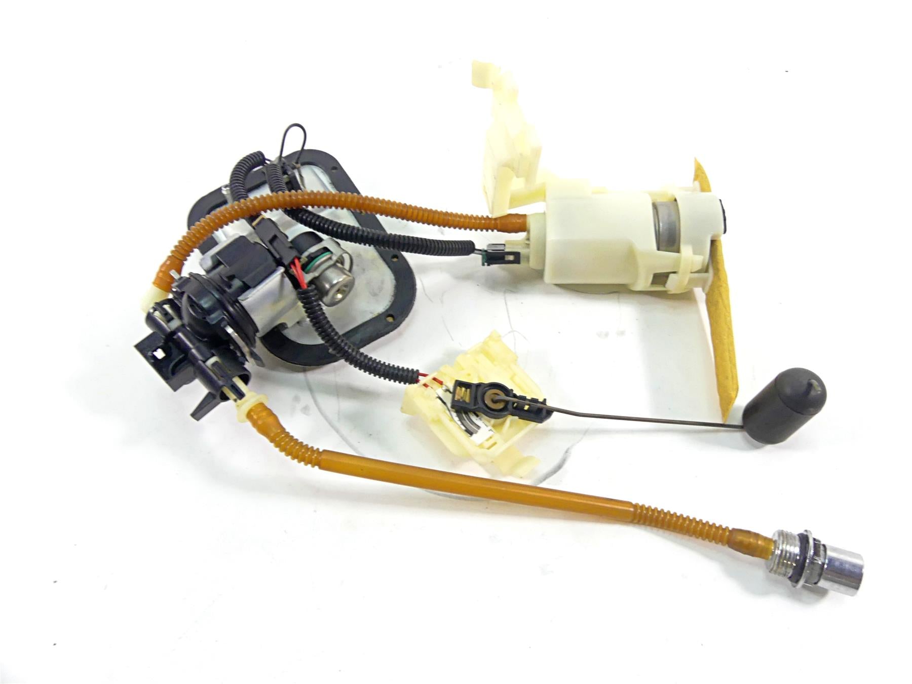 2011 Harley Softail FXS Blackline Fuel Gas Petrol Pump - Read 75141-11A {{ shop.shopifyCountryName }} - Mototech271