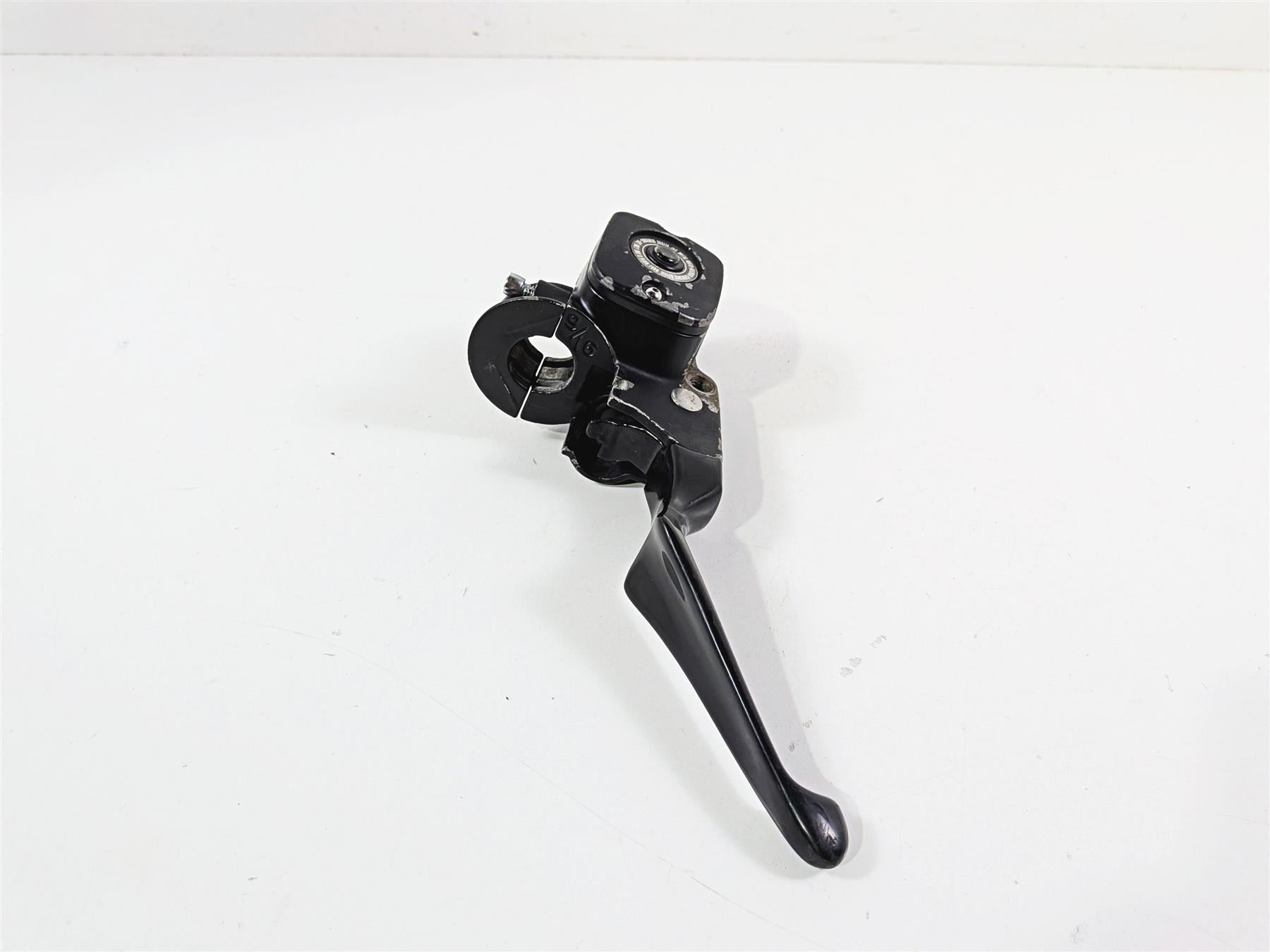 2003 Harley Sportster XL1200 Front Brake Master Cylinder 9/16 45019-96F {{ shop.shopifyCountryName }} - Mototech271