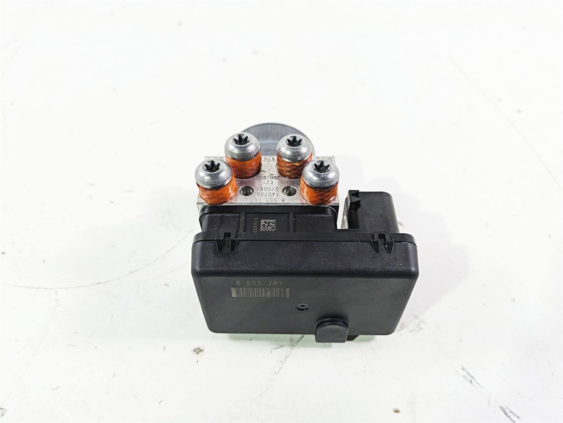2015 BMW R nineT K21 Abs Brake Pump Module Pressure Unit 34518546851 {{ shop.shopifyCountryName }} - Mototech271