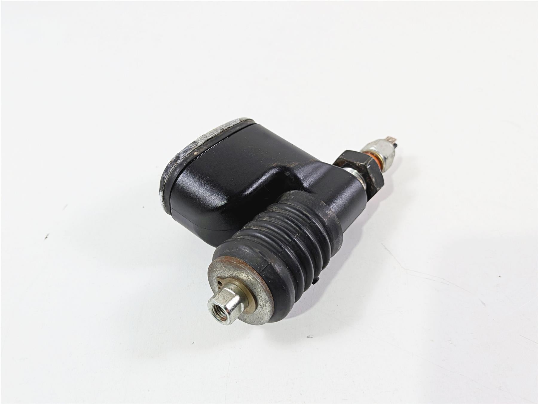 2011 Harley FXDF Dyna Fat Bob Rear Brake Master Cylinder 42474-06C {{ shop.shopifyCountryName }} - Mototech271