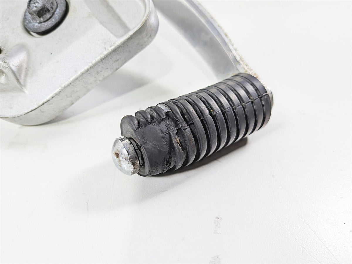 2006 Suzuki VL800 C50 Boulevard Front Left Right Floorboard Set 43510-41F10 {{ shop.shopifyCountryName }} - Mototech271