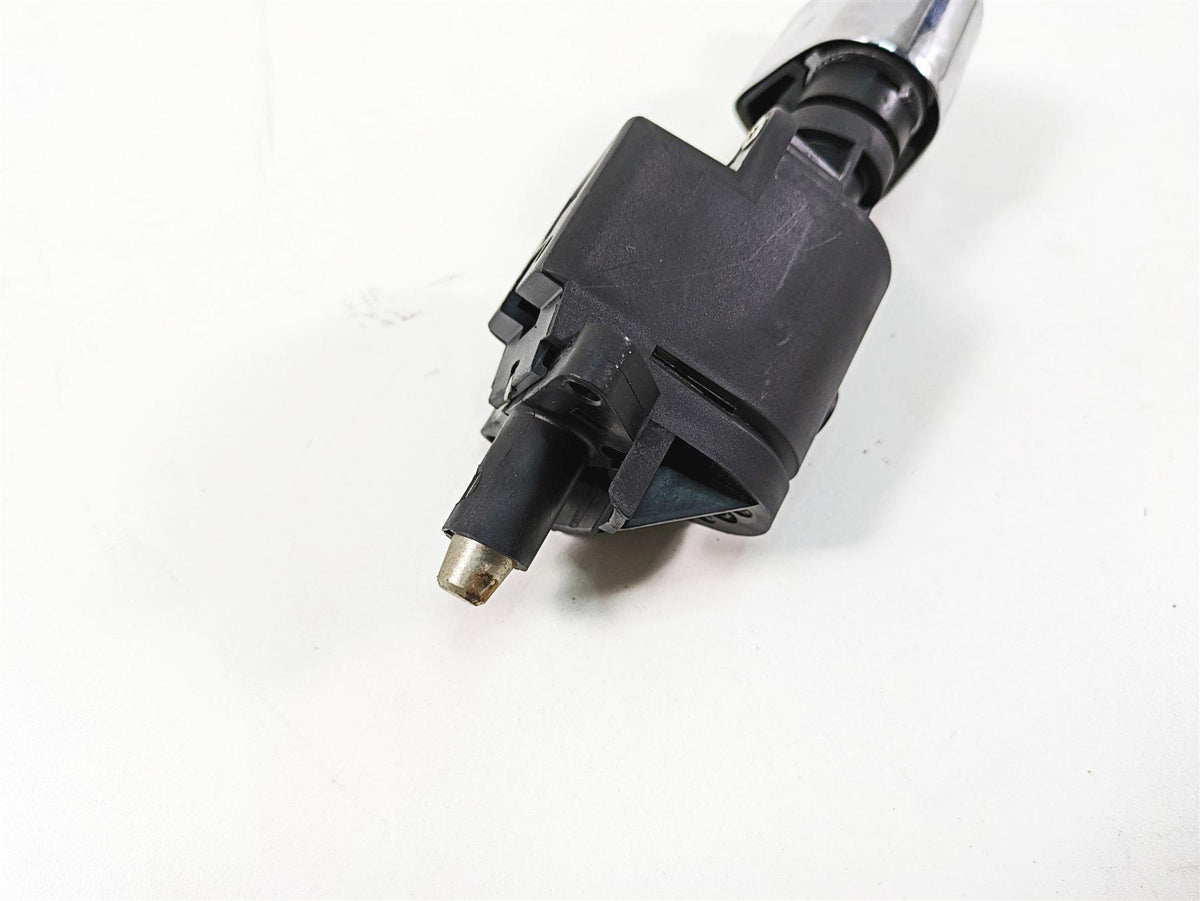 2006 Harley Touring FLHXI Street Glide Ignition Switch Key Lock Set 71572-06 {{ shop.shopifyCountryName }} - Mototech271