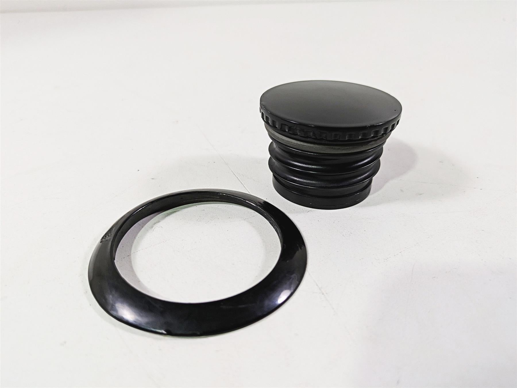 2014 Harley FXDL Dyna Low Rider Flush Mount Fuel Gas Tank Cap Lid 63136-10A {{ shop.shopifyCountryName }} - Mototech271