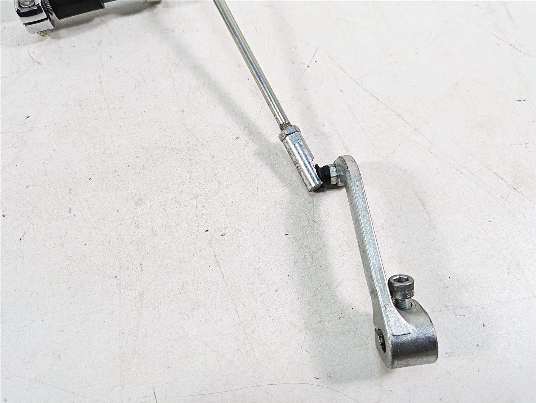 2020 Harley Touring FLHX Street Glide Gear Shifter Shift Lever + Links 33895-82E {{ shop.shopifyCountryName }} - Mototech271