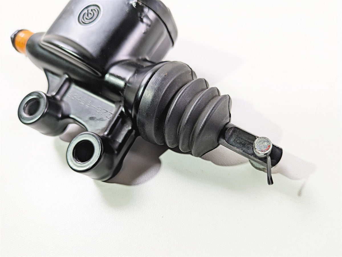 2016 Harley Touring FLHR Road King Rear Brake Master Cylinder Brembo 41700028A {{ shop.shopifyCountryName }} - Mototech271