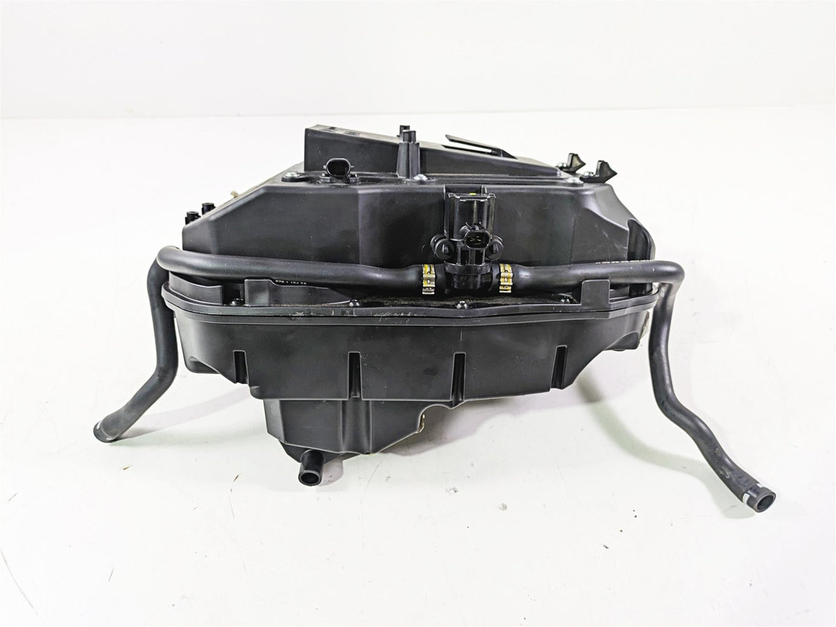 2023 Ducati Monster 937 SP Air Cleaner Breather Filter Box 44219673A 44219665A {{ shop.shopifyCountryName }} - Mototech271