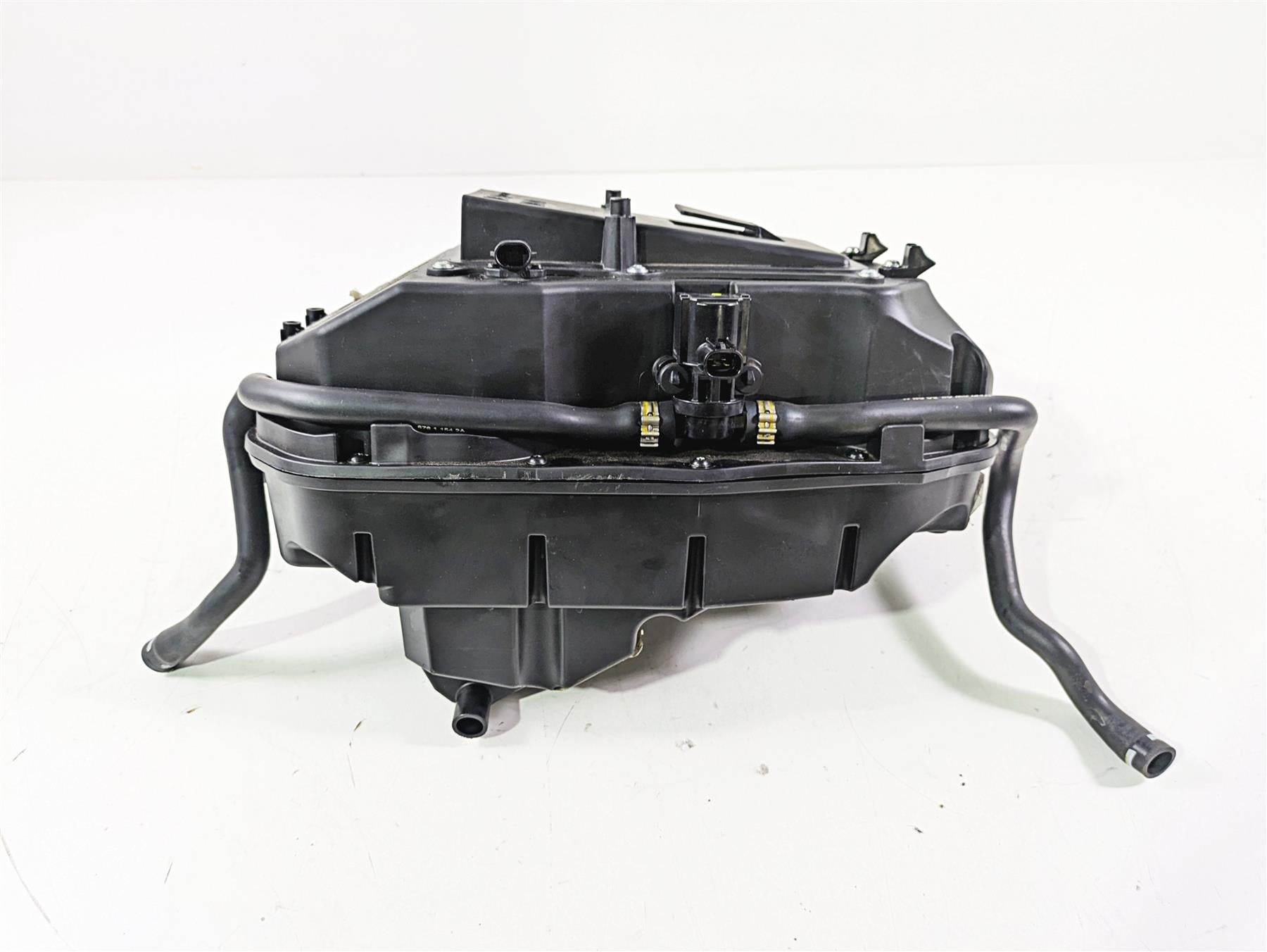2023 Ducati Monster 937 SP Air Cleaner Breather Filter Box 44219673A 44219665A {{ shop.shopifyCountryName }} - Mototech271