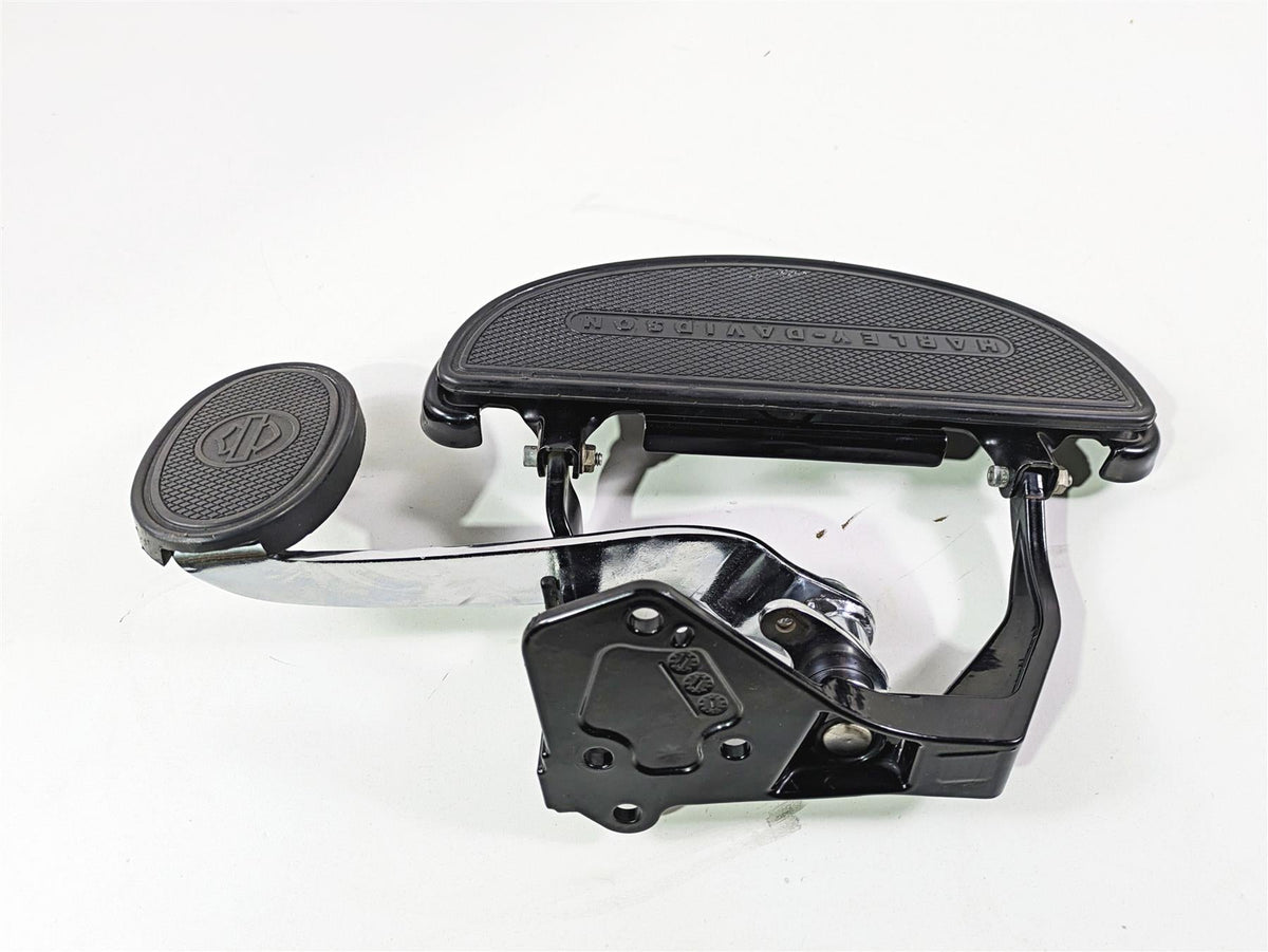 2014 Harley FLS Softail Slim Right Front Floorboard & Brake Pedal 42431-11 {{ shop.shopifyCountryName }} - Mototech271