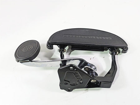 2014 Harley FLS Softail Slim Right Front Floorboard & Brake Pedal 42431-11 {{ shop.shopifyCountryName }} - Mototech271