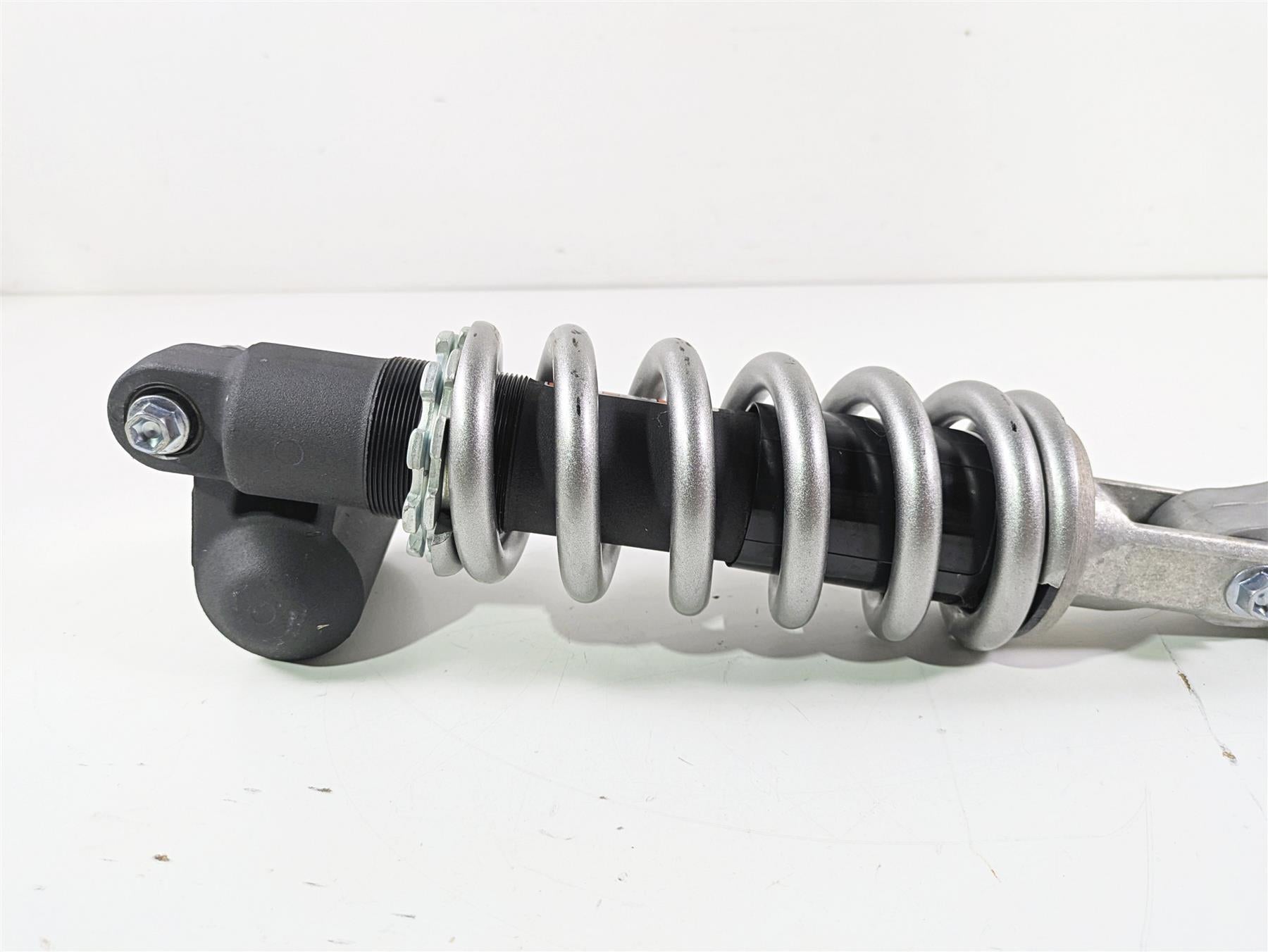 2023 Kawasaki ZX1400 ZX14R Ninja Rear Shock Damper 49miles Only 45014-0518-23I {{ shop.shopifyCountryName }} - Mototech271