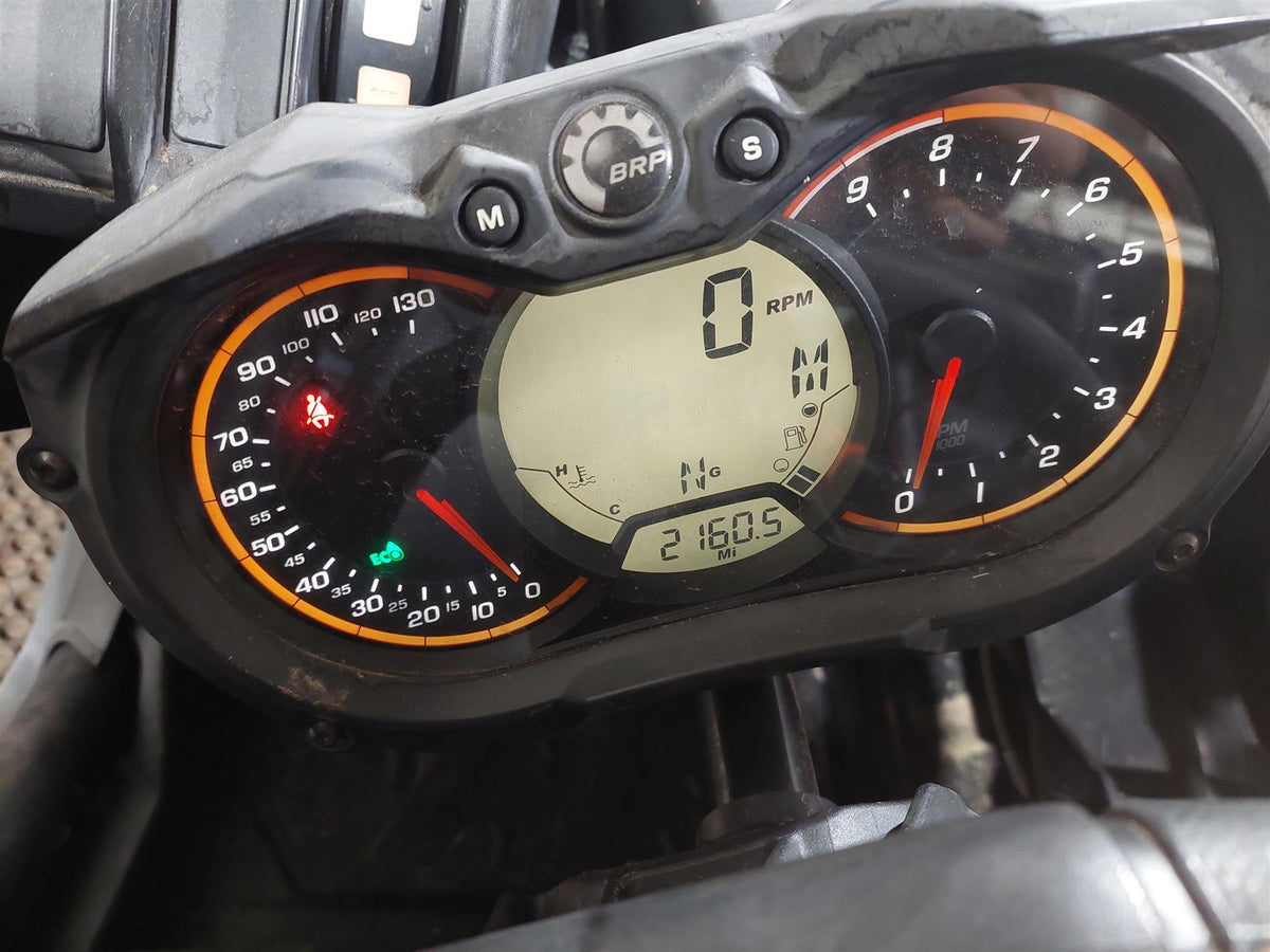 2018 Can Am Maverick X3 Turbo STD Gauges Speedometer Instrument - 2K 710005717 {{ shop.shopifyCountryName }} - Mototech271