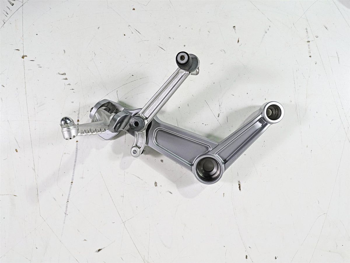 2021 Aprilia RS660 Left Rider Footpeg & Shifter Lever 2B005202 2B006352 {{ shop.shopifyCountryName }} - Mototech271
