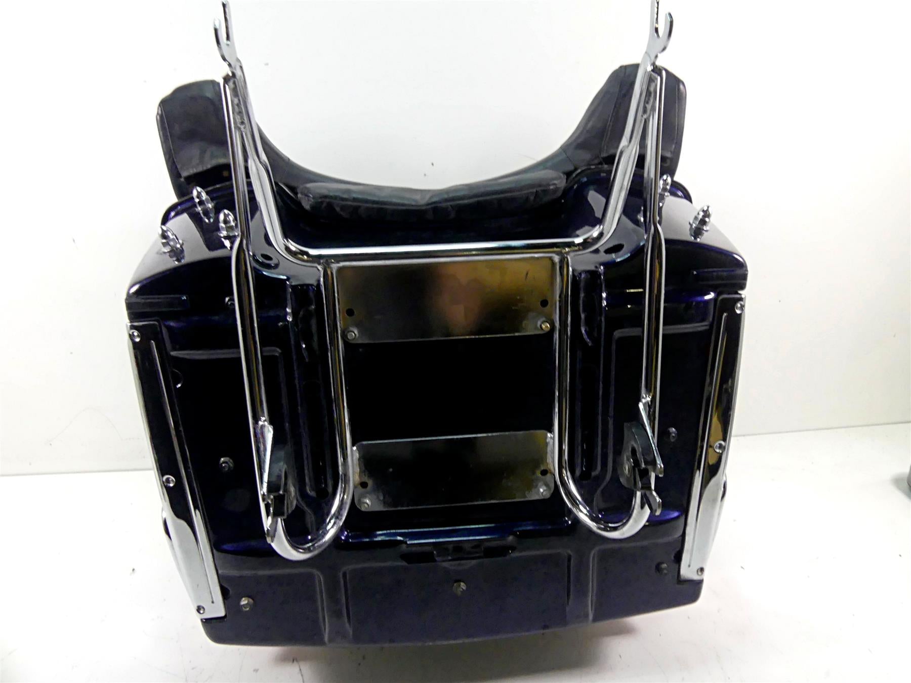2002 Harley Touring FLHTC Electra Glide Complete Trunk & Mount Bracket 53140-00 {{ shop.shopifyCountryName }} - Mototech271