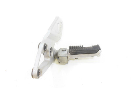1998 Suzuki GSXR1100 GSXR 1100 Left Rider Footpeg Foot PEg 43522-46E10 {{ shop.shopifyCountryName }} - Mototech271