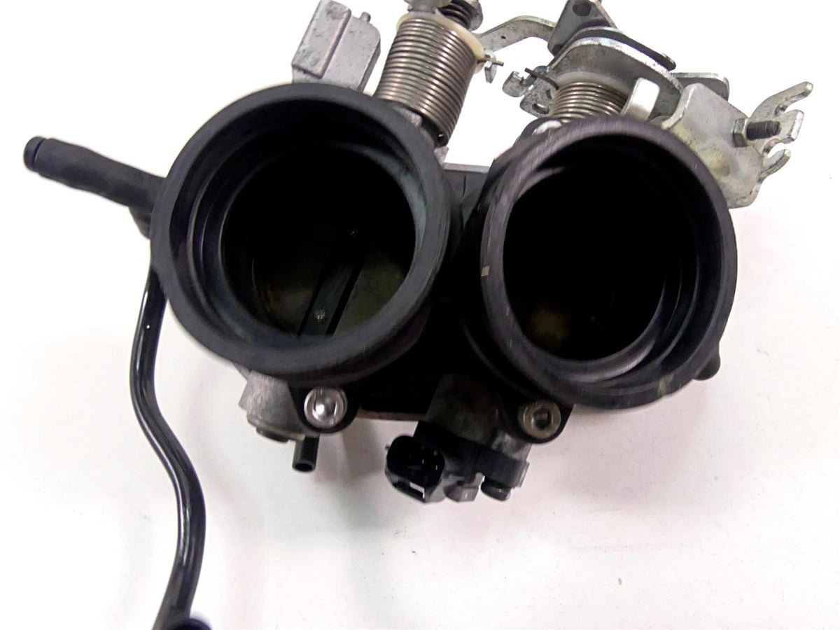 2011 Victory Cross Country Throttle Body Fuel Injection Set 1204320 1205085 {{ shop.shopifyCountryName }} - Mototech271