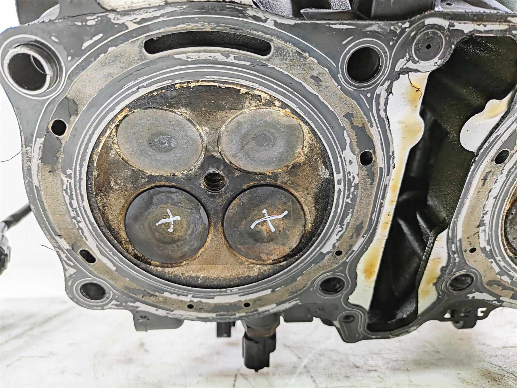 2009 Yamaha VMX17 V-Max 1700 Engine Cylinder Head Set - Read 2S3-11103-09-Mototech271