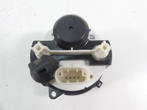 2014 Harley Touring FLHX Street Glide Fuel Level Gauge Instrument 70900296