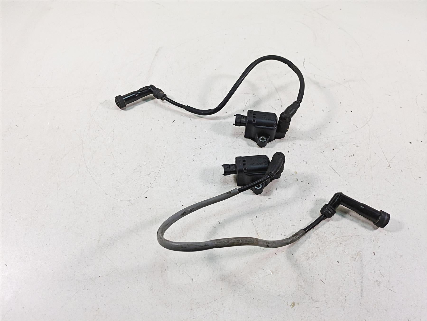 2013 Moto Guzzi V7 750 Stone Eldor Ignition Coil Set 642034 641901 77380001 {{ shop.shopifyCountryName }} - Mototech271