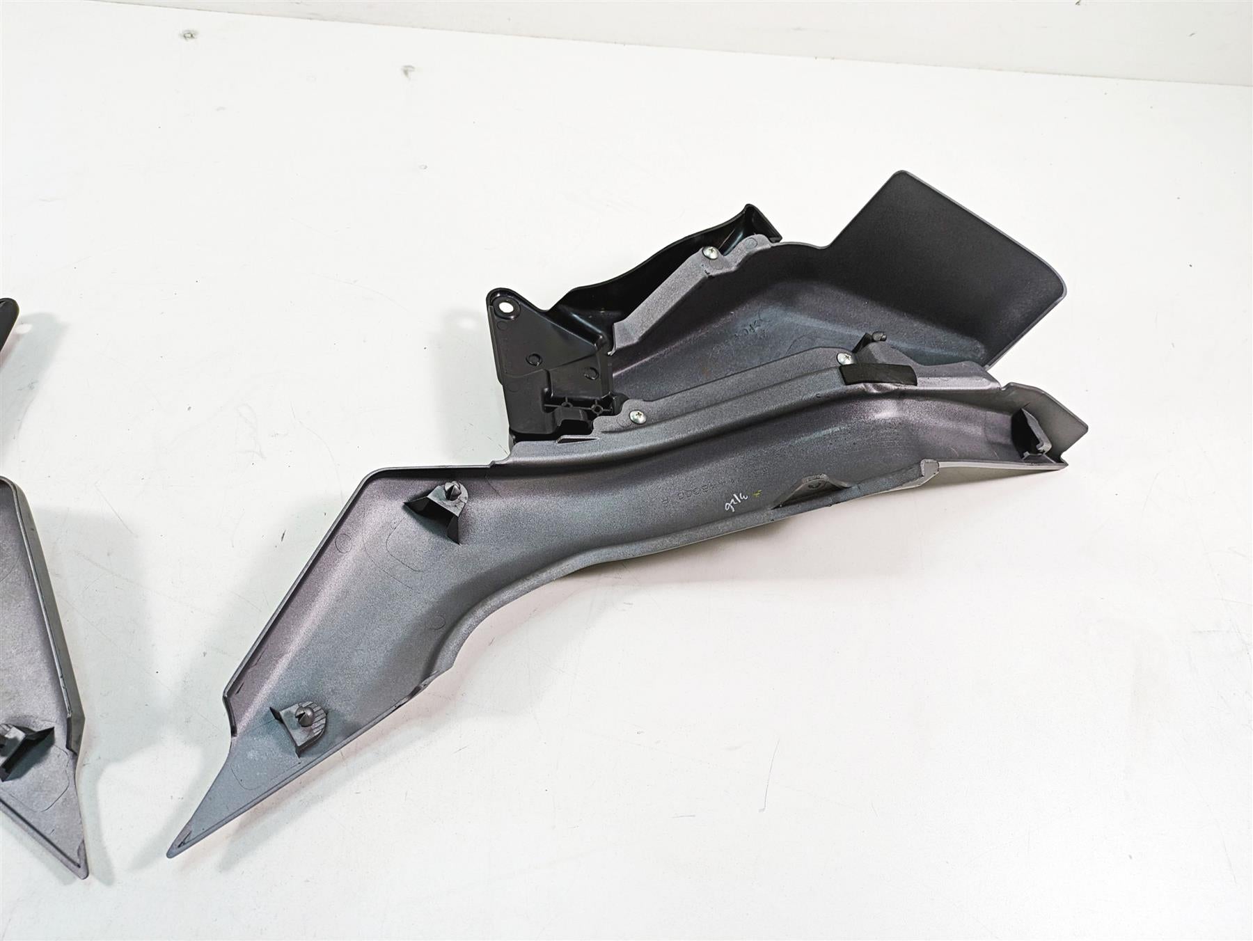 2016 Suzuki M109R VZR1800 Side Cover Fairing Set - Read 47211-48G0 {{ shop.shopifyCountryName }} - Mototech271