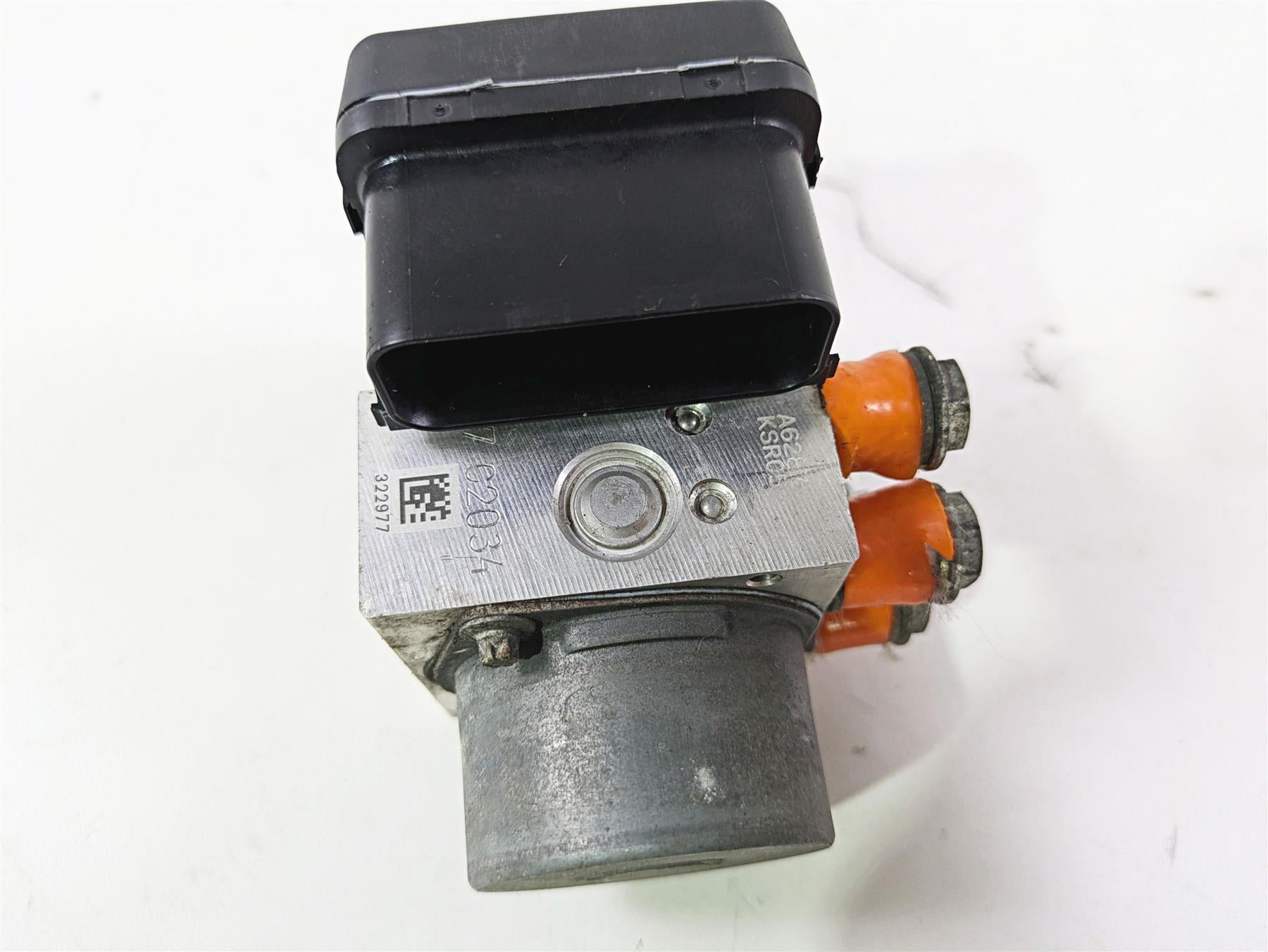 2015 Harley FXDF Dyna Fat Bob Abs Brake Pump Pressure Module 48340-12 {{ shop.shopifyCountryName }} - Mototech271