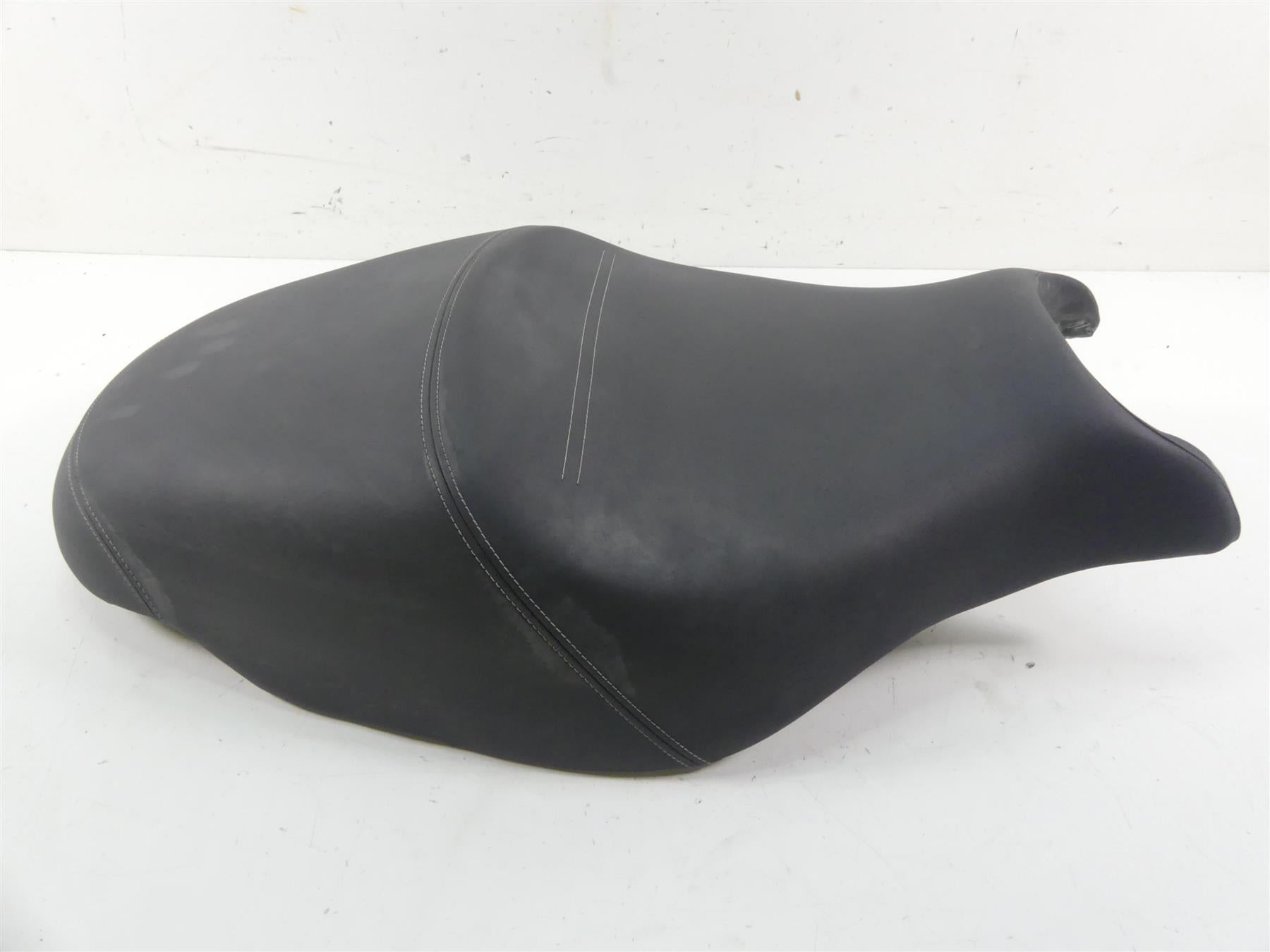 2007 Ducati Sport Classic GT1000 Rider Driver Seat Saddle 59510791A {{ shop.shopifyCountryName }} - Mototech271