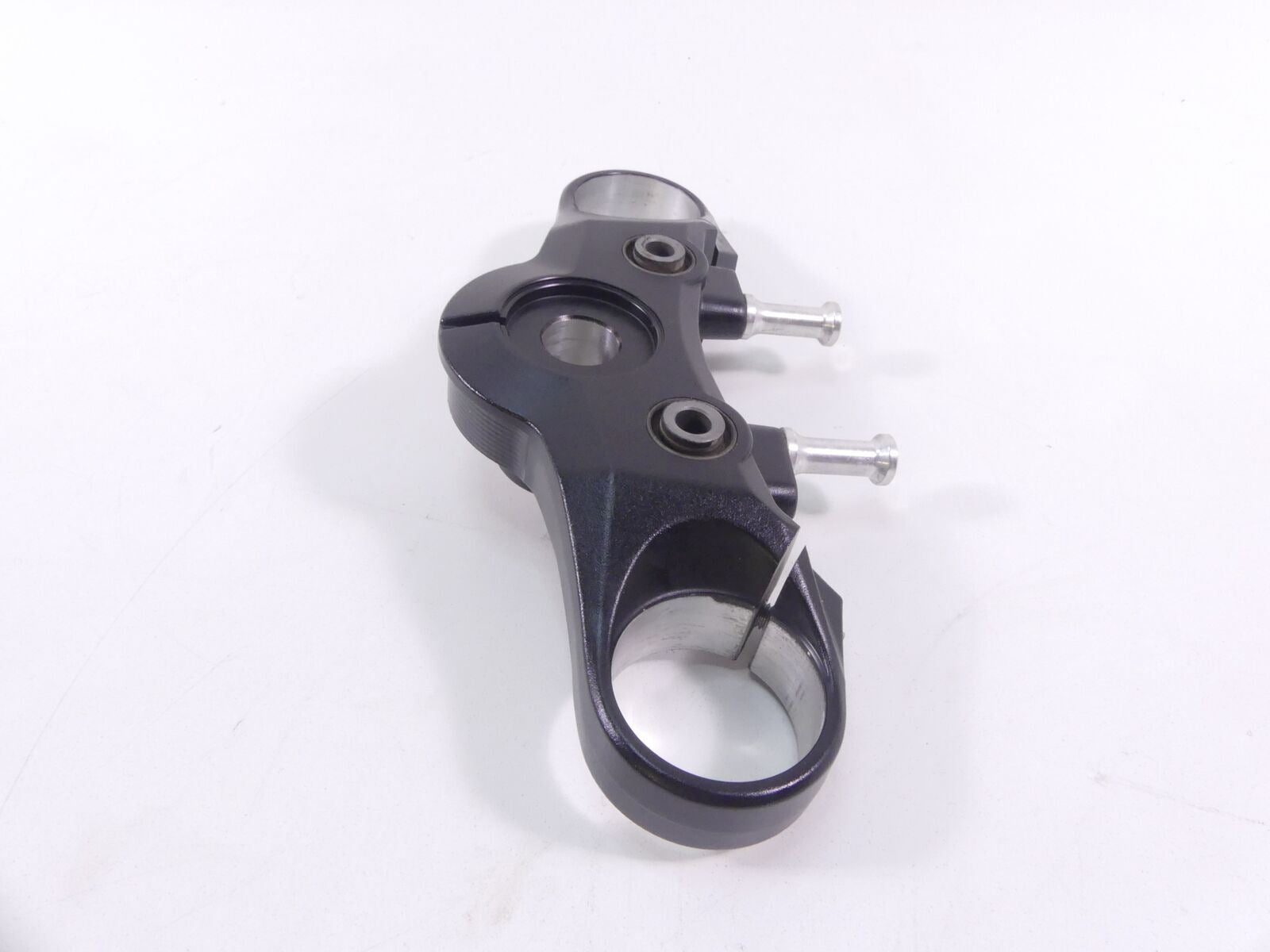 2019 Yamaha VMX17 V-Max 1700 Upper Triple Tree Steering Clamp 2S3-23435-00-00 {{ shop.shopifyCountryName }} - Mototech271