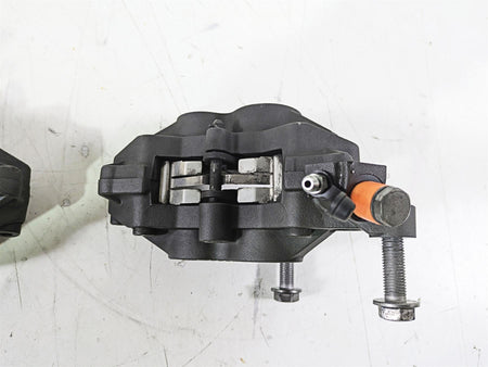 2015 Triumph Tiger Explorer XC Front Brake Caliper Set T2020955 T2020965 {{ shop.shopifyCountryName }} - Mototech271