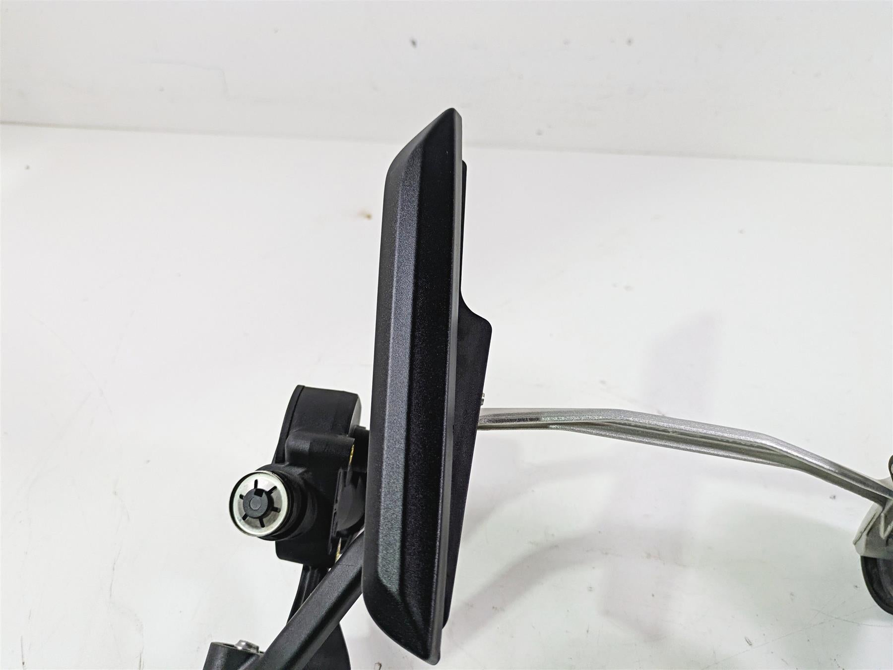 2015 BMW R1200 GS Adv K51 Front Windshield Adjustment Mount Set 46638536083 {{ shop.shopifyCountryName }} - Mototech271