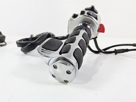 2006 Yamaha XVZ1300 Royal Star Right Hand Cruise Control Switch 1D6-83969-00-00 {{ shop.shopifyCountryName }} - Mototech271