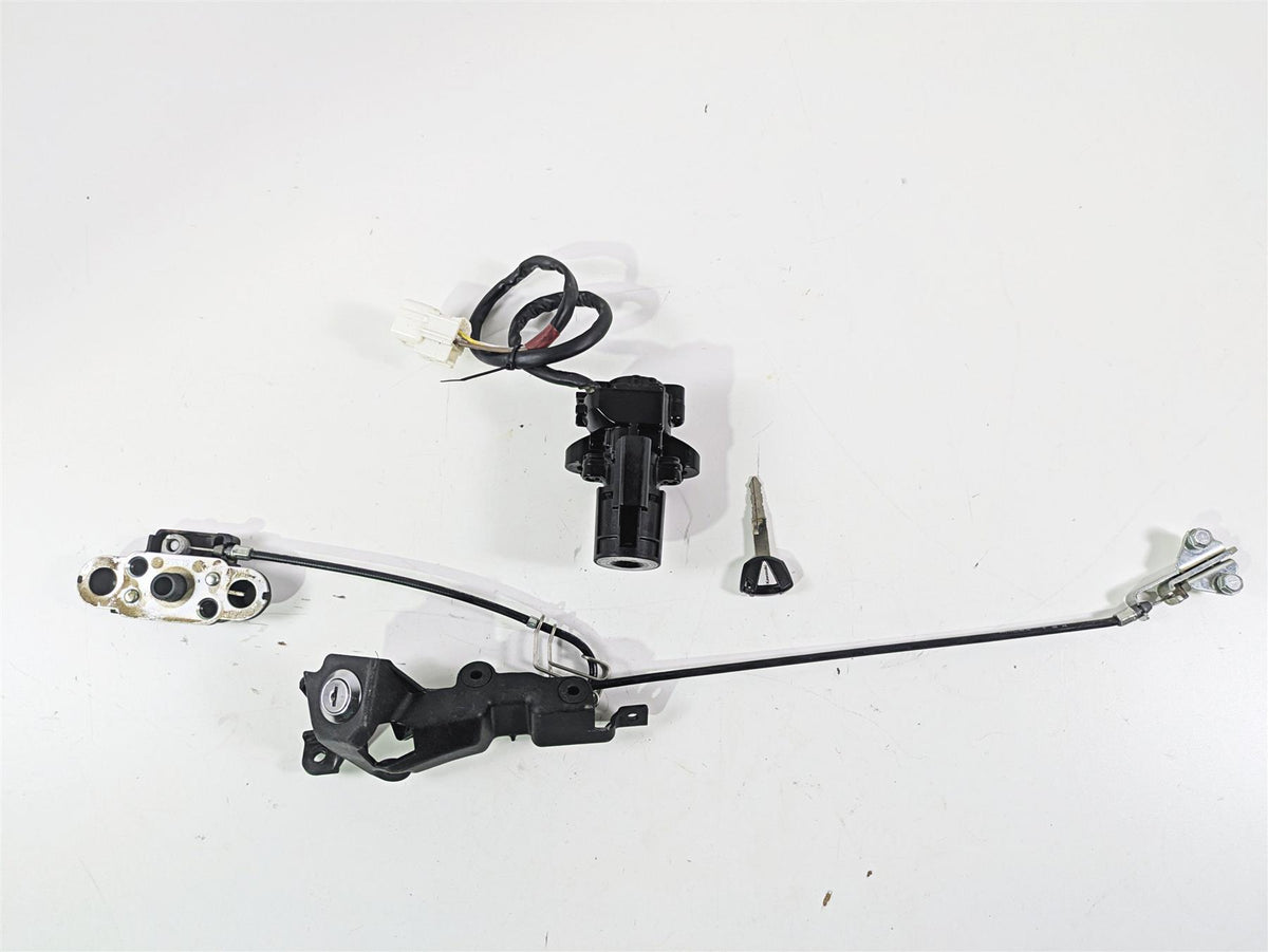 2023 Kawasaki ZX1400 ZX14R Ninja Ignition Switch Key Lock 27048-5013 27005-0568 {{ shop.shopifyCountryName }} - Mototech271