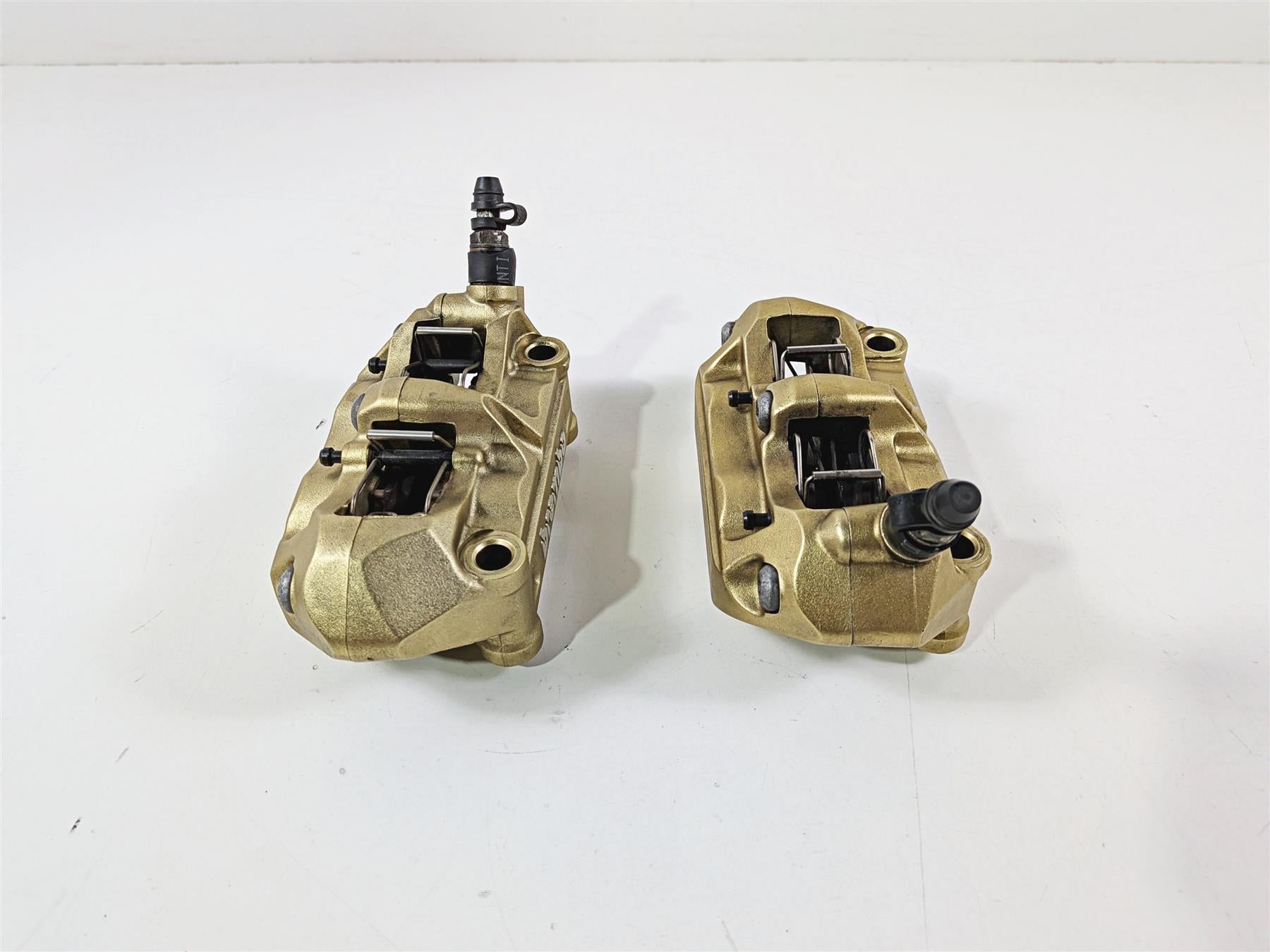 2007 Mv Agusta F4 1000R 312 Brembo 100mm Gold Front Brake Caliper Set 8000A6415-Mototech271