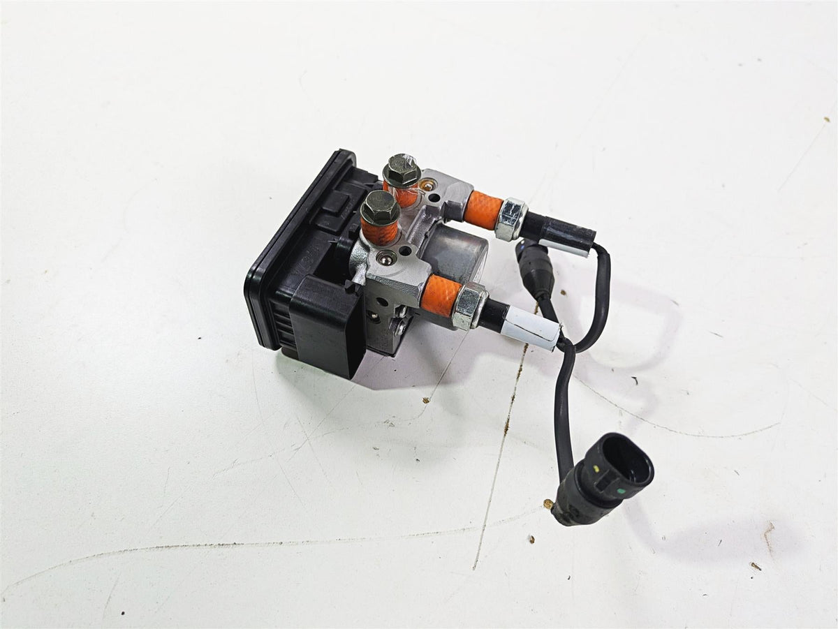 2019 Indian Chieftain Limited Abs Brake Pump Unit Module 1911987 {{ shop.shopifyCountryName }} - Mototech271