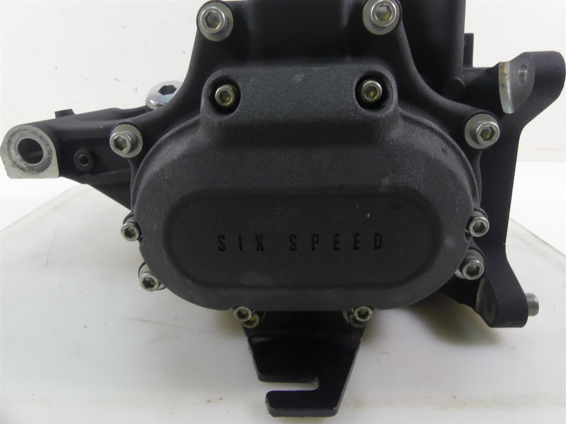 2008 Harley Softail FLSTSB Cross Bones 6-Speed Transmission Gear Box 33030-07A {{ shop.shopifyCountryName }} - Mototech271