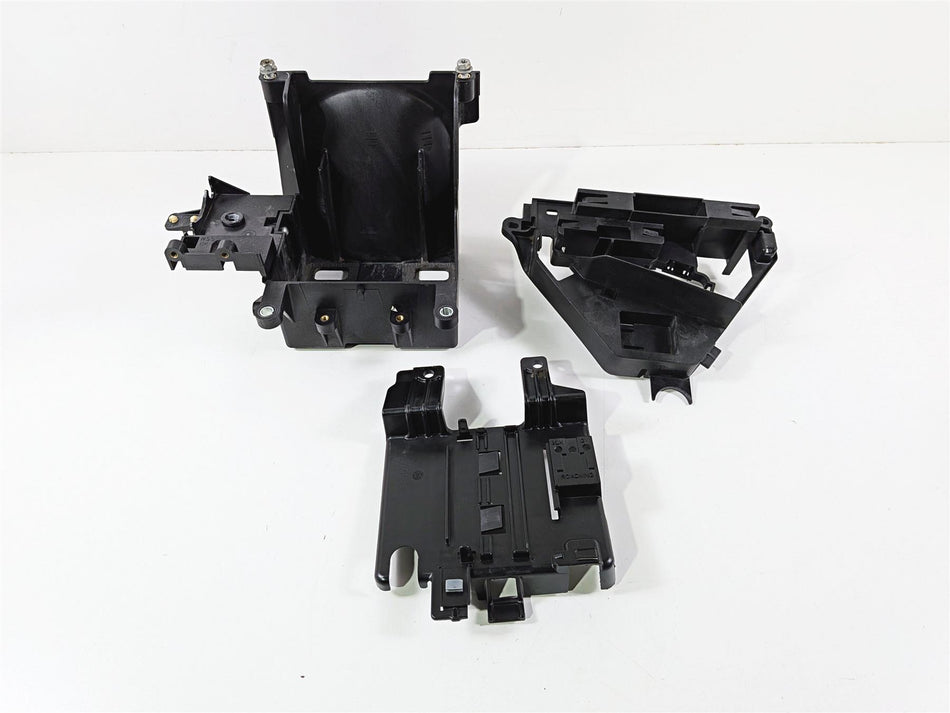 2014 Harley Touring FLHTK Electra Glide Battery & Electrical Holder 66000010A-Mototech271