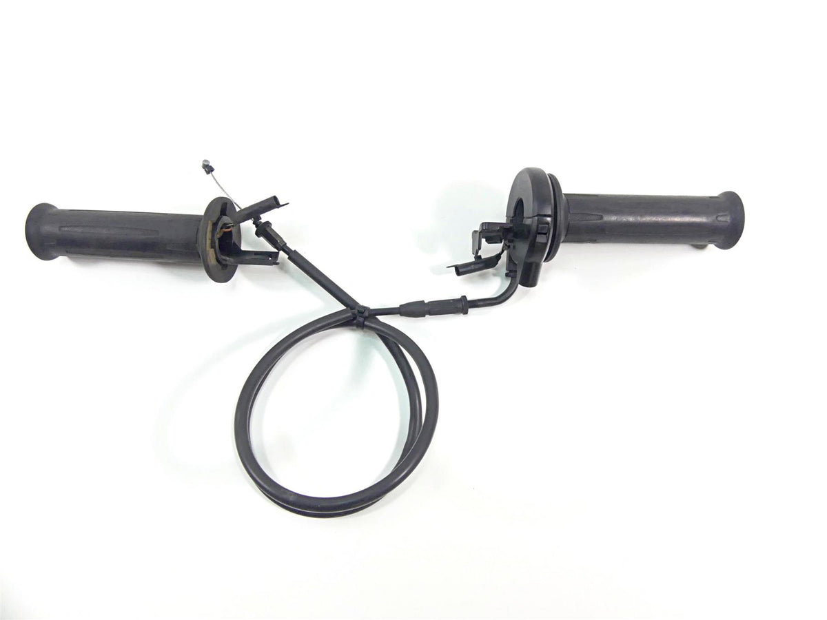 2013 BMW F800GS STD K72 Left Right Heated Hand Grip Set 61317708227 61317708228 {{ shop.shopifyCountryName }} - Mototech271