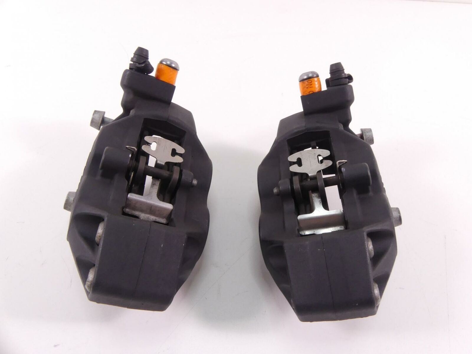 2010 BMW R1200GS Adventure K255 Front Brake Caliper Set 34117711438 34117711439 {{ shop.shopifyCountryName }} - Mototech271