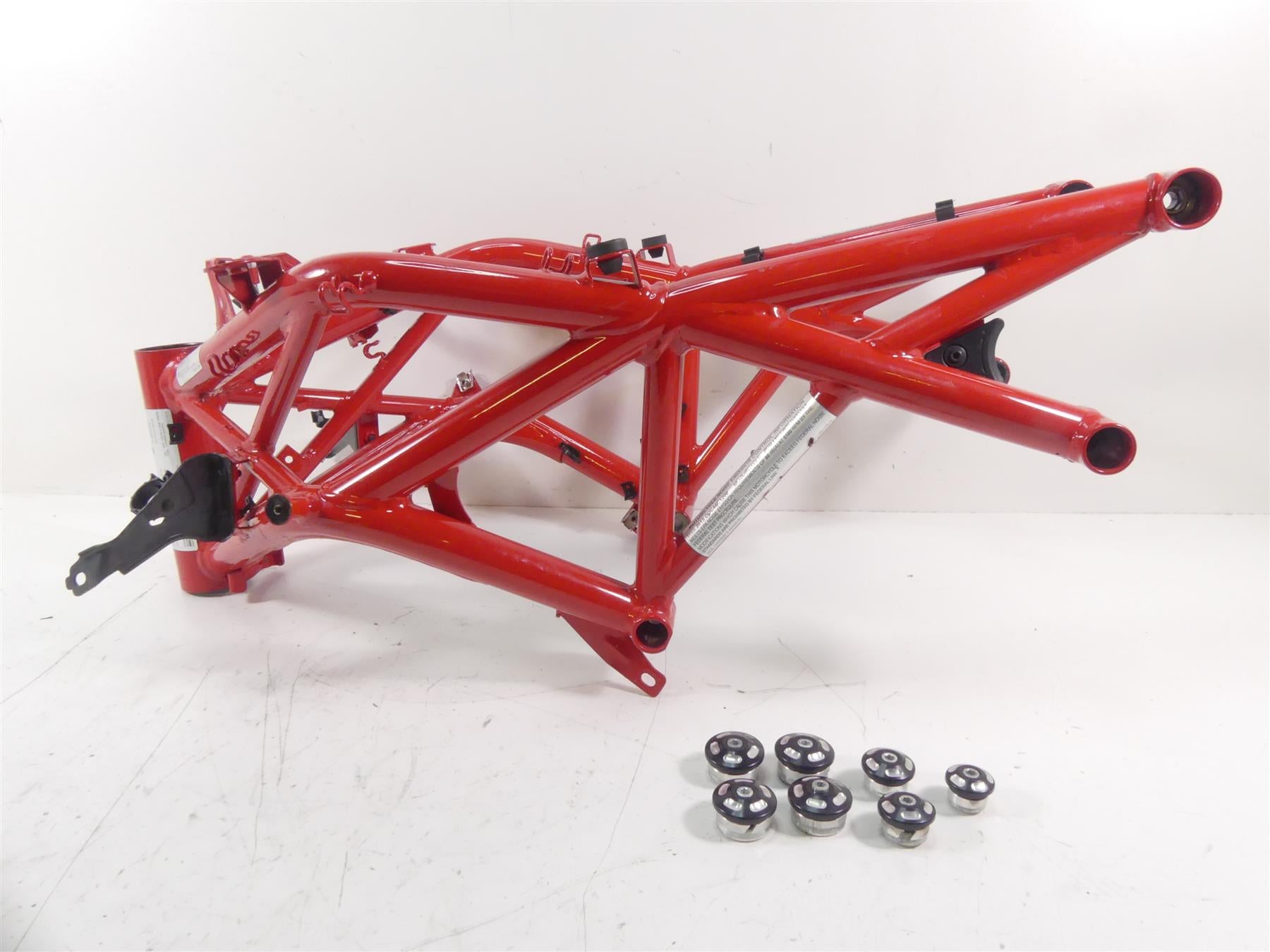 2015 Ducati Diavel Carbon Red Straight Main Frame Chassis Cln Ez Rgstr 470P2012A {{ shop.shopifyCountryName }} - Mototech271
