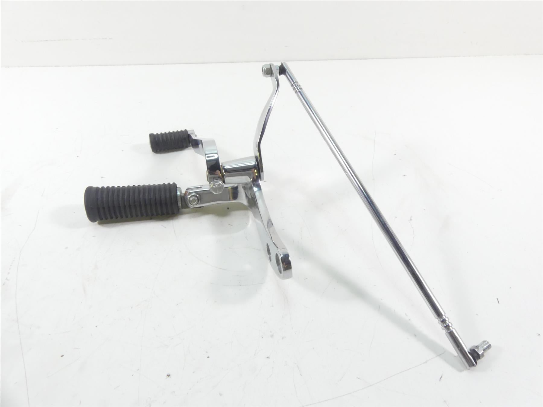 2009 Harley FXDF Dyna Fat Bob Front Left Fw Foot Control + Shift Lever 33693-03 {{ shop.shopifyCountryName }} - Mototech271