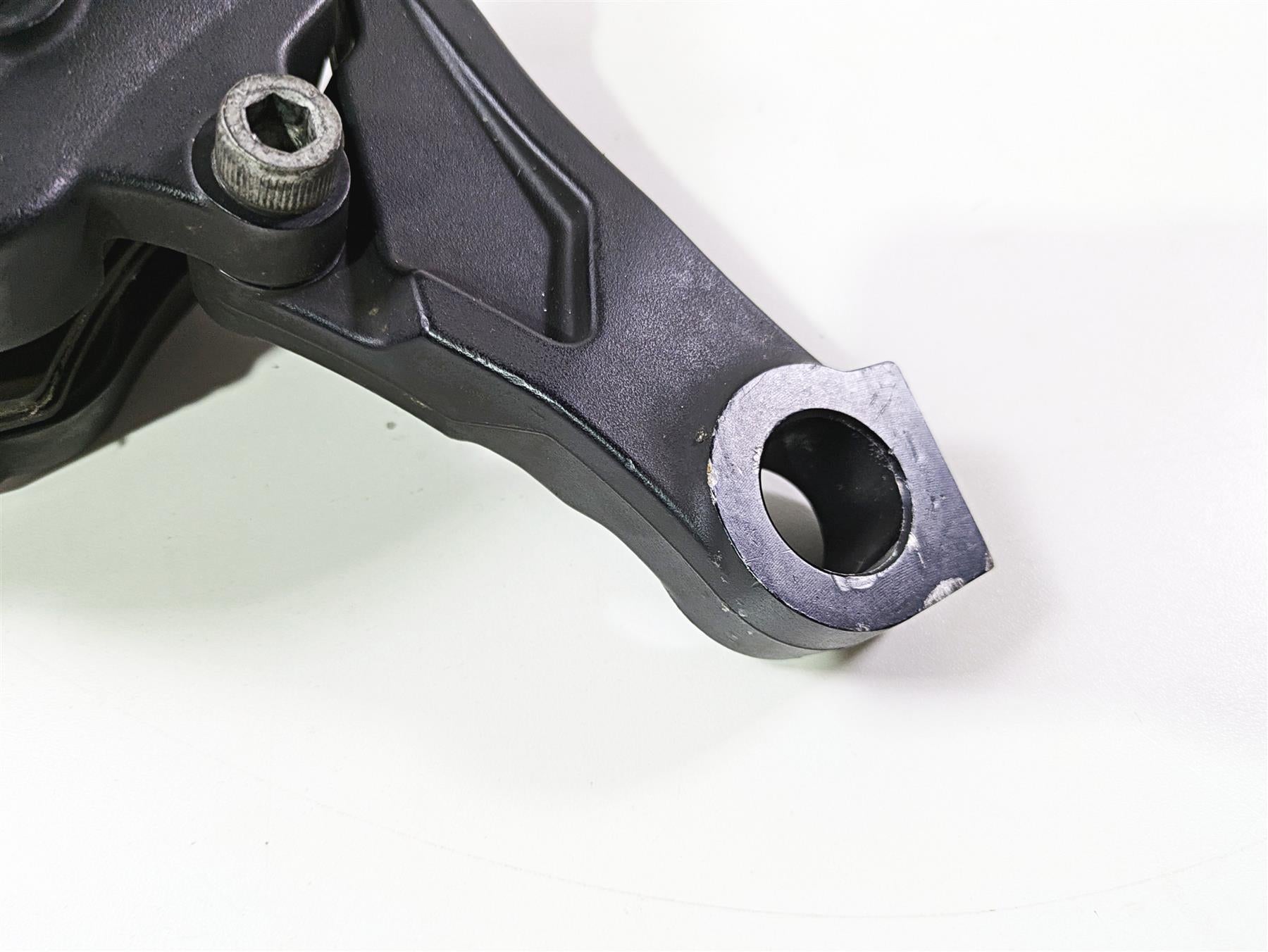 2010 Harley Touring FLHX Street Glide Rear Brake Caliper & Bracket 44080-08C {{ shop.shopifyCountryName }} - Mototech271