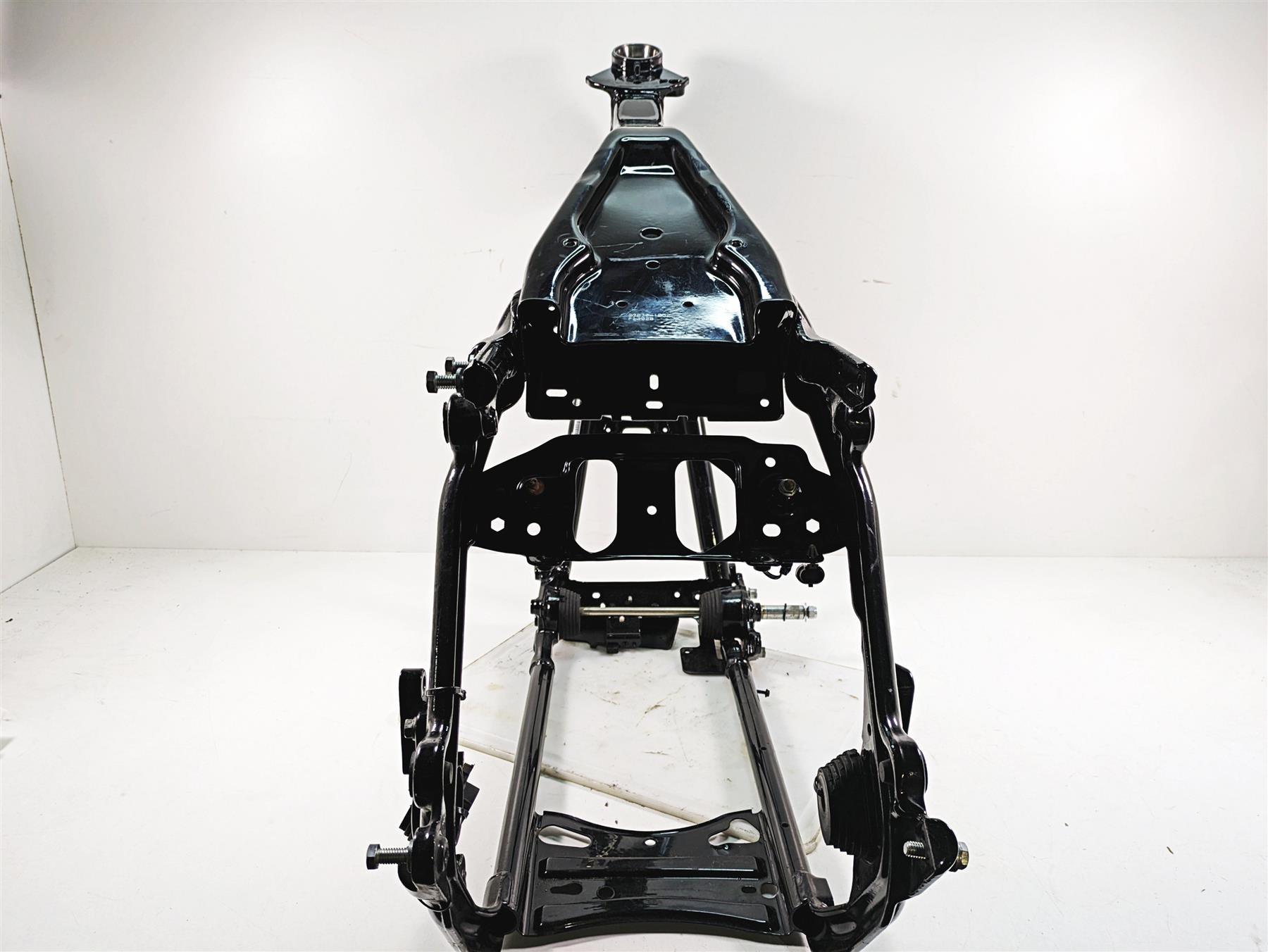 2020 Harley Touring FLHX Street Glide M8 Straight Main Frame Chassis With Clean Tennessee Title 47000344 {{ shop.shopifyCountryName }} - Mototech271